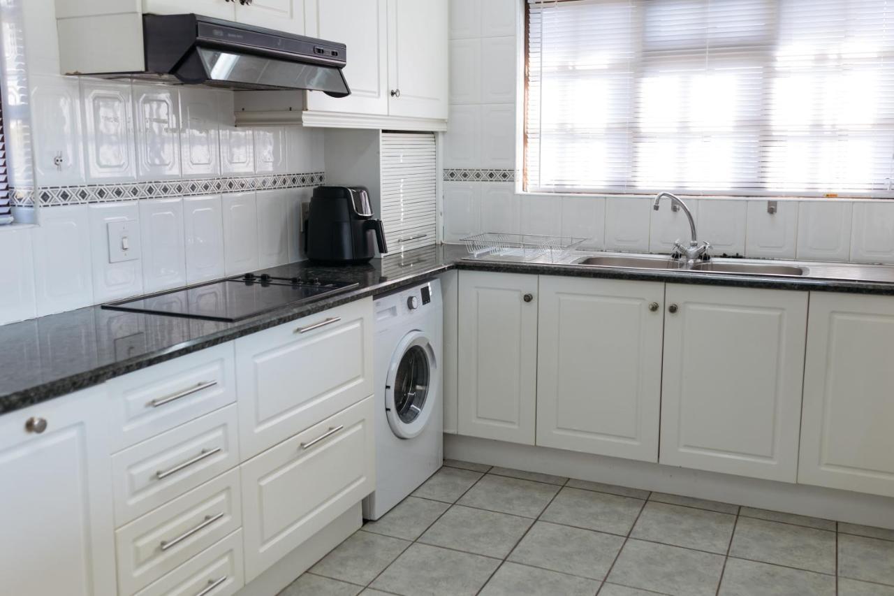Nahoon Beach Villas Self Catering Apartments East London Kültér fotó